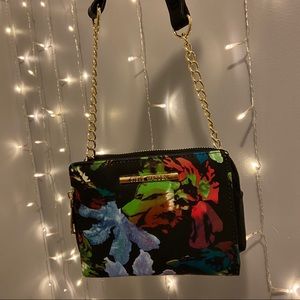 Steve Madden - Floral Crossbody MT601280 BGREER